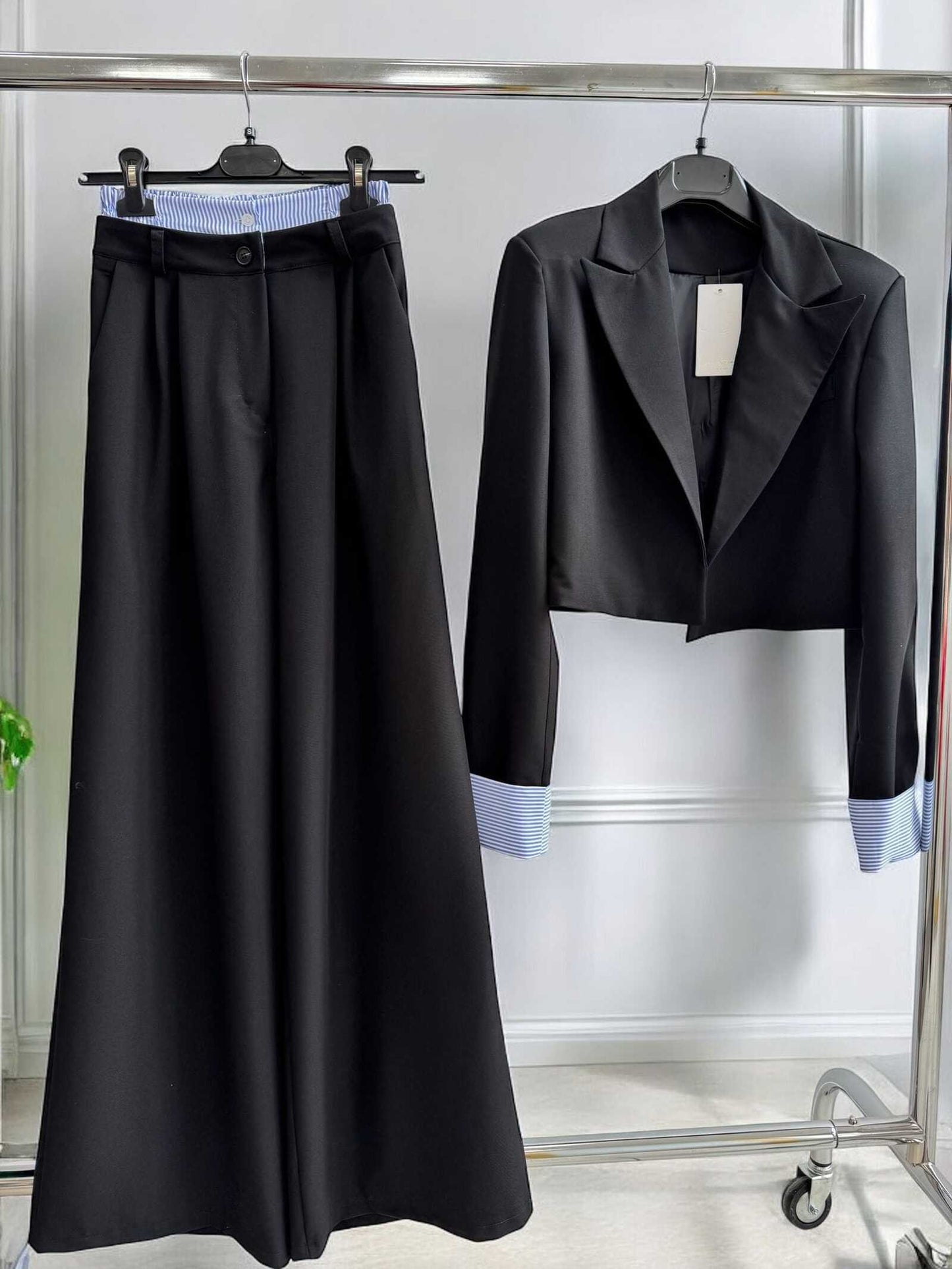 Costum Iarina