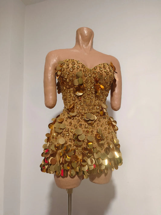 Rochie de revelion aurie cu paiete