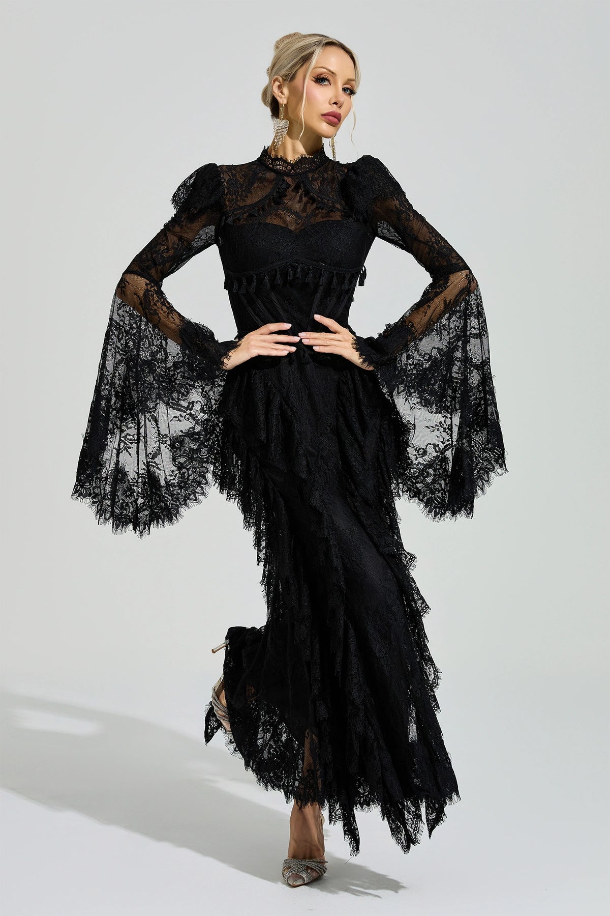 Rochie maxi Ravena din dantelă, neagră