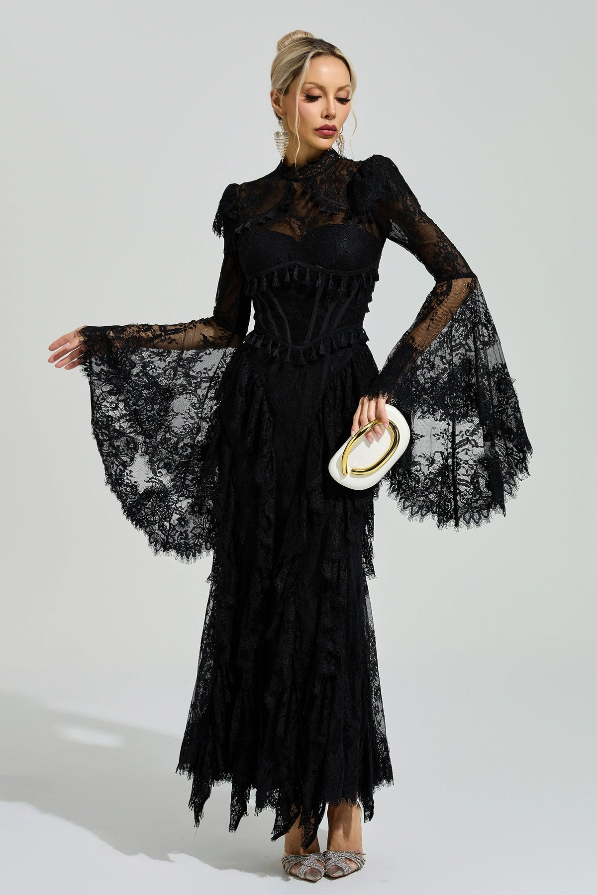 Rochie maxi Ravena din dantelă, neagră – detaliu